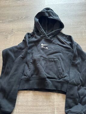 Nike Air Hoodie Black Pullover Women’s Medium Swoosh Logo